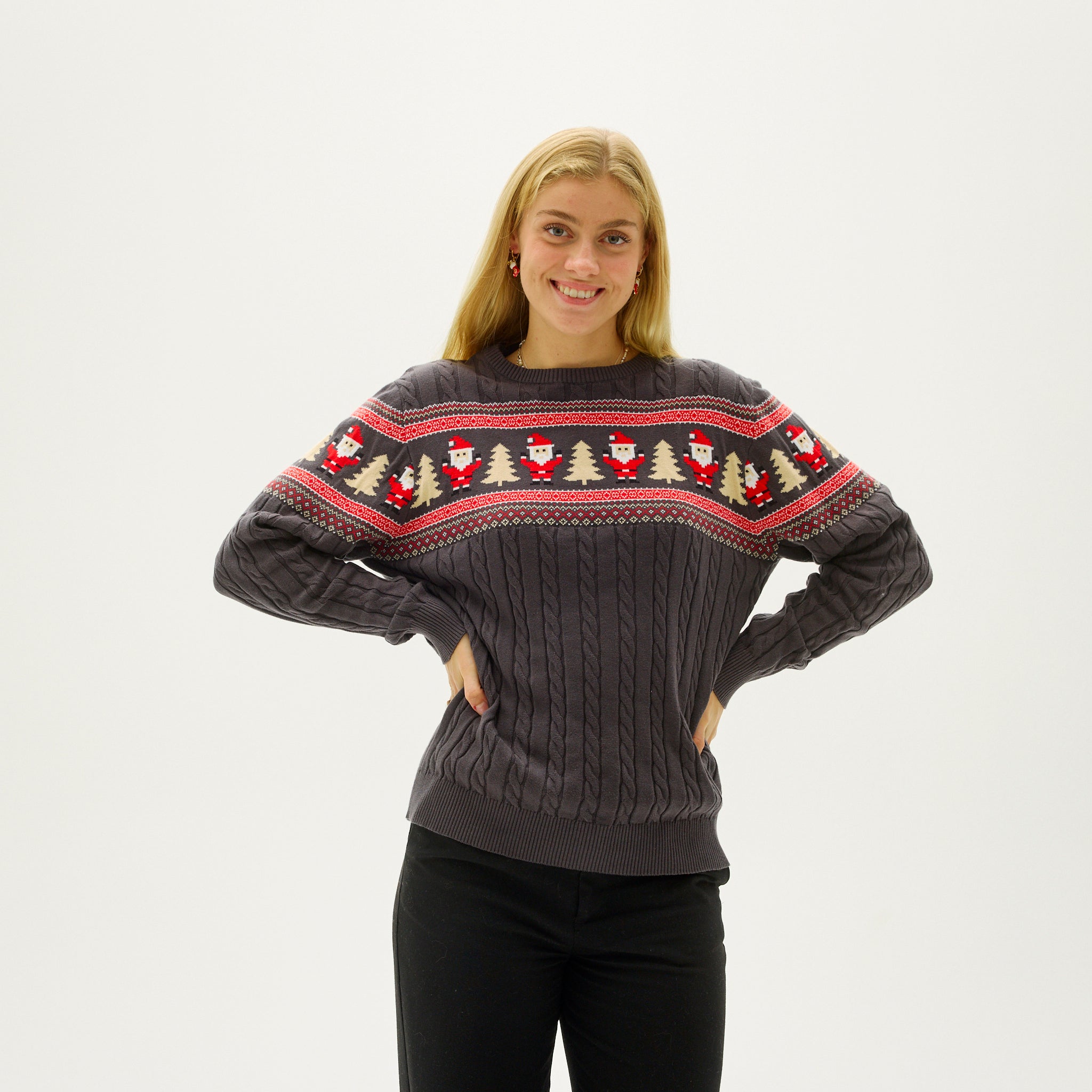Santa's Cable Knit Sweater - dames.