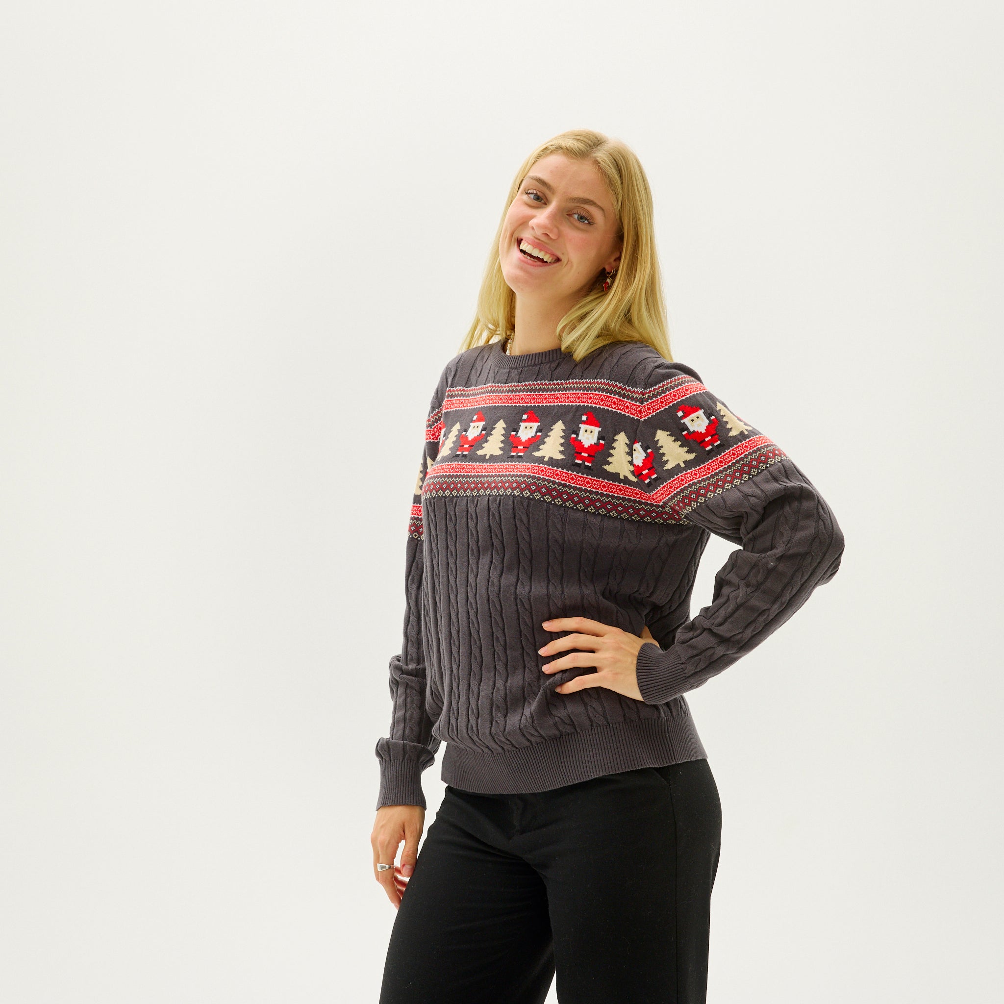 Santa's Cable Knit Sweater - dames.